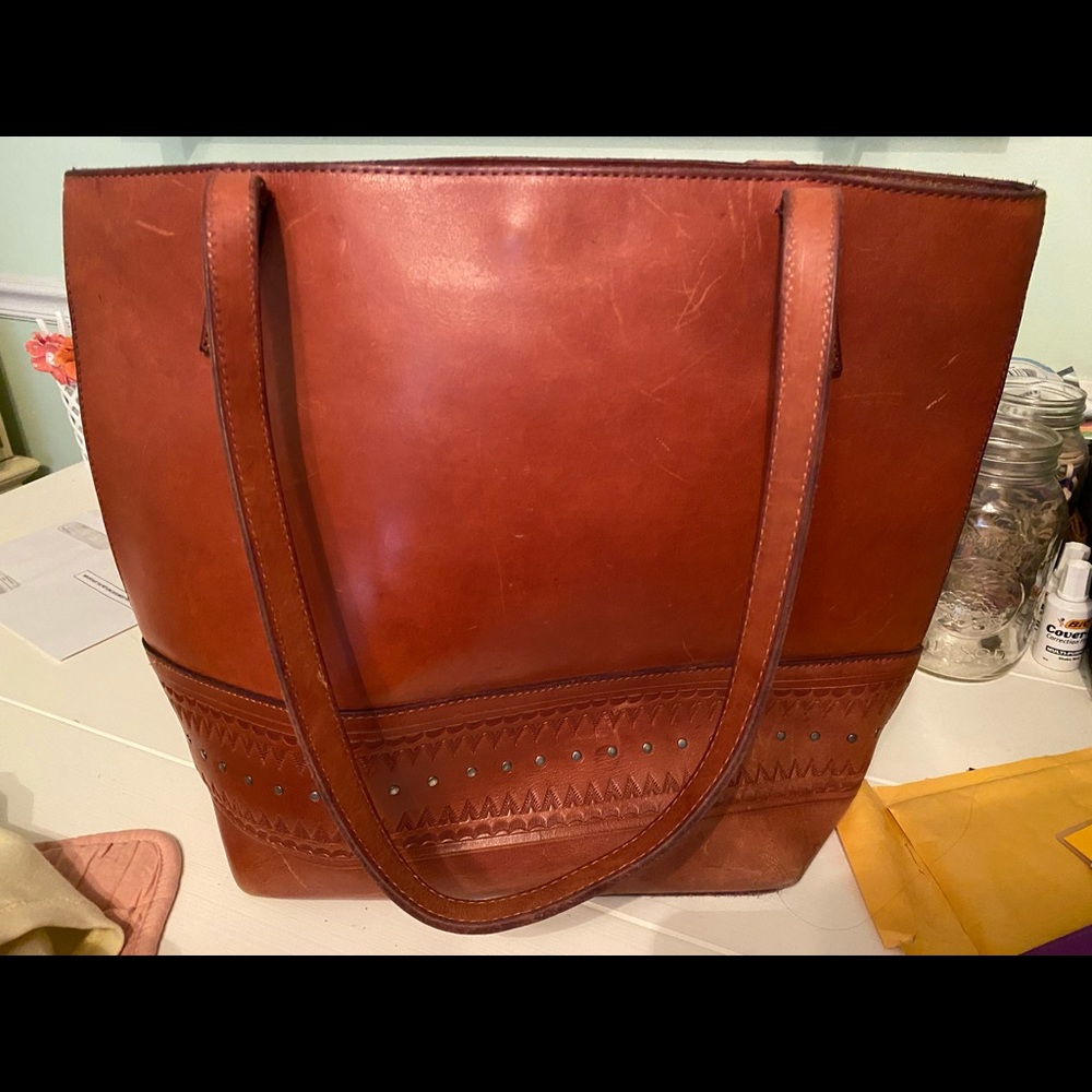 Lucky brand tote bag